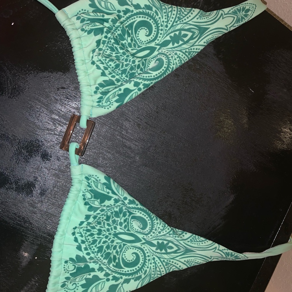 Bikini top